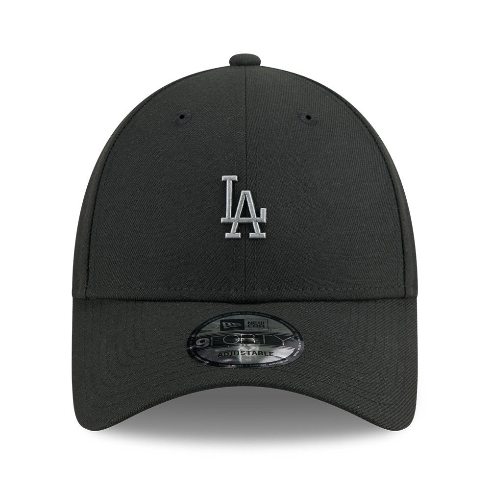 New Era Los Angeles Dodgers Rough Mini Metal Badge SS26 Black 9FORTY Adjustable Cap