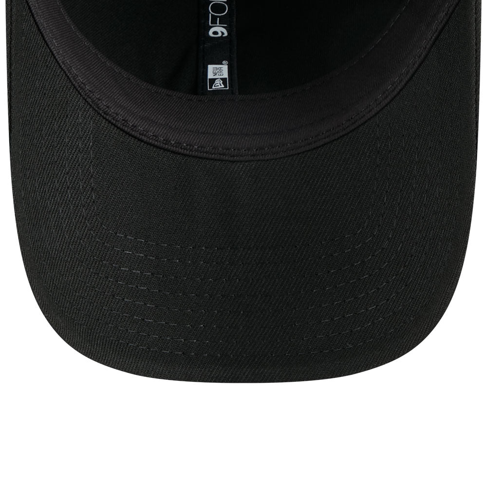 New Era Los Angeles Dodgers Metal Badge SS26 Black 9FORTY Adjustable Cap