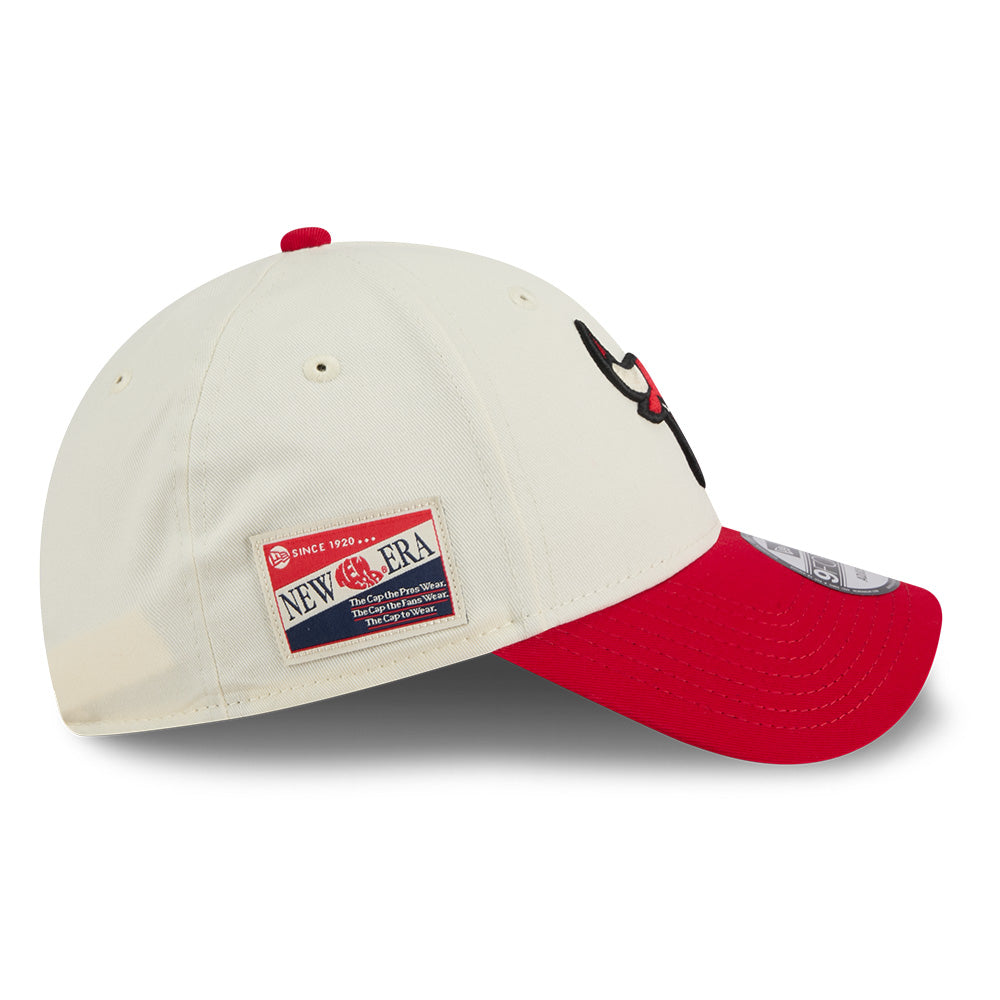 New Era Chicago Bulls League Mix Game Day Chrome White Red 9FORTY Adjustable Cap