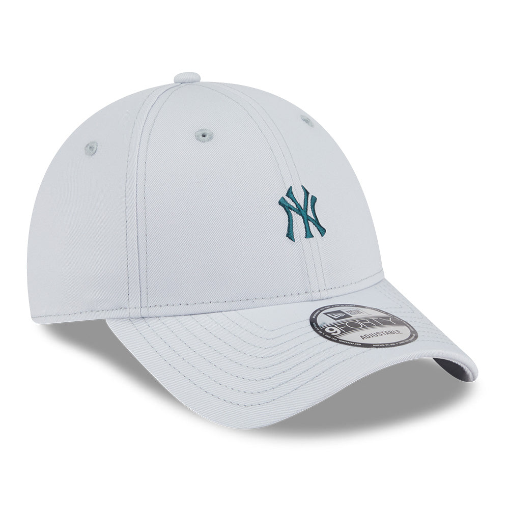 New Era New York Yankees Mini Logo Color Era SS26 Silver Snow 9FORTY Adjustable Cap