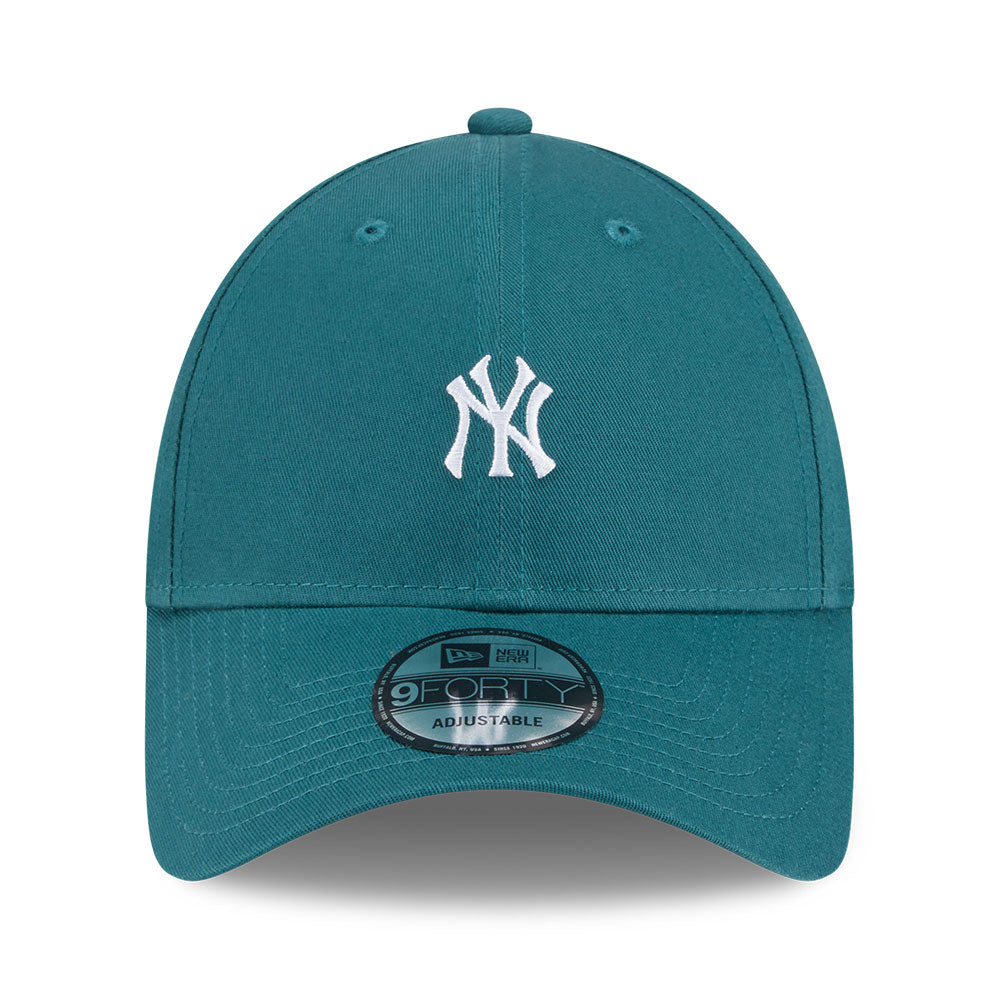 New Era New York Yankees Mini Logo Color Era SS26 Pine Needle Green 9FORTY Adjustable Cap