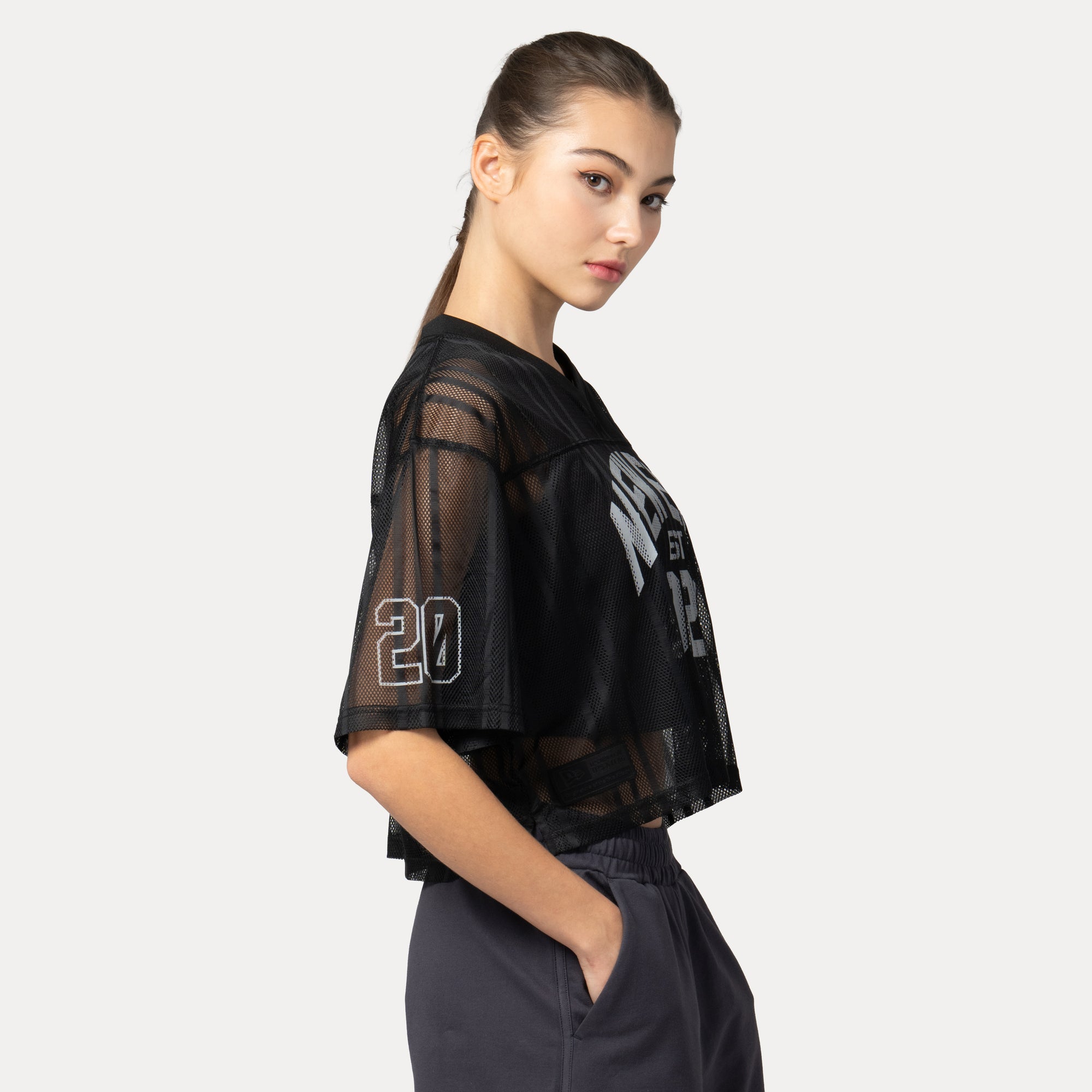 New Era 1920 Wordmark Street Archived Black Women Crop American Football Jersey