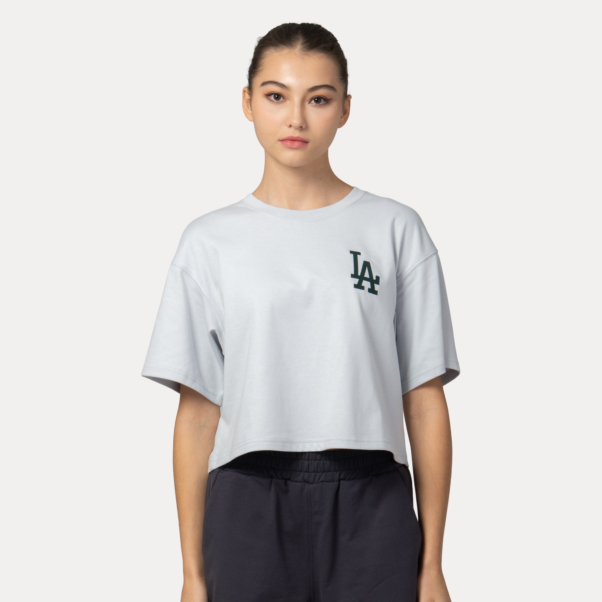 New Era Los Angeles Dodgers Color Era SS26 Silver Snow Women COOLERA Bosy Short Sleeve T-Shirt