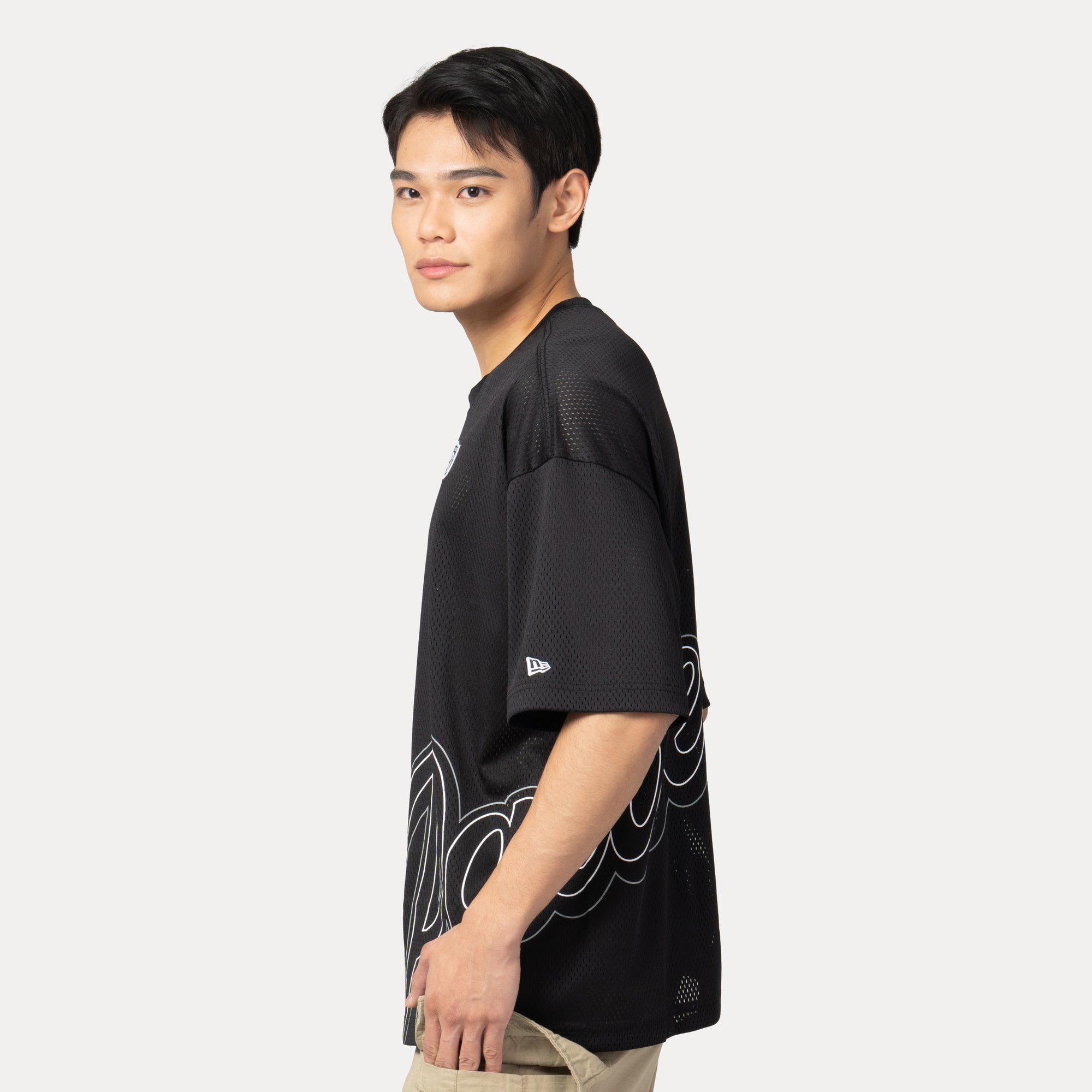 New Era Las Vegas Raiders Mix League Cross Panels Black Oversized Short Sleeve T-Shirt