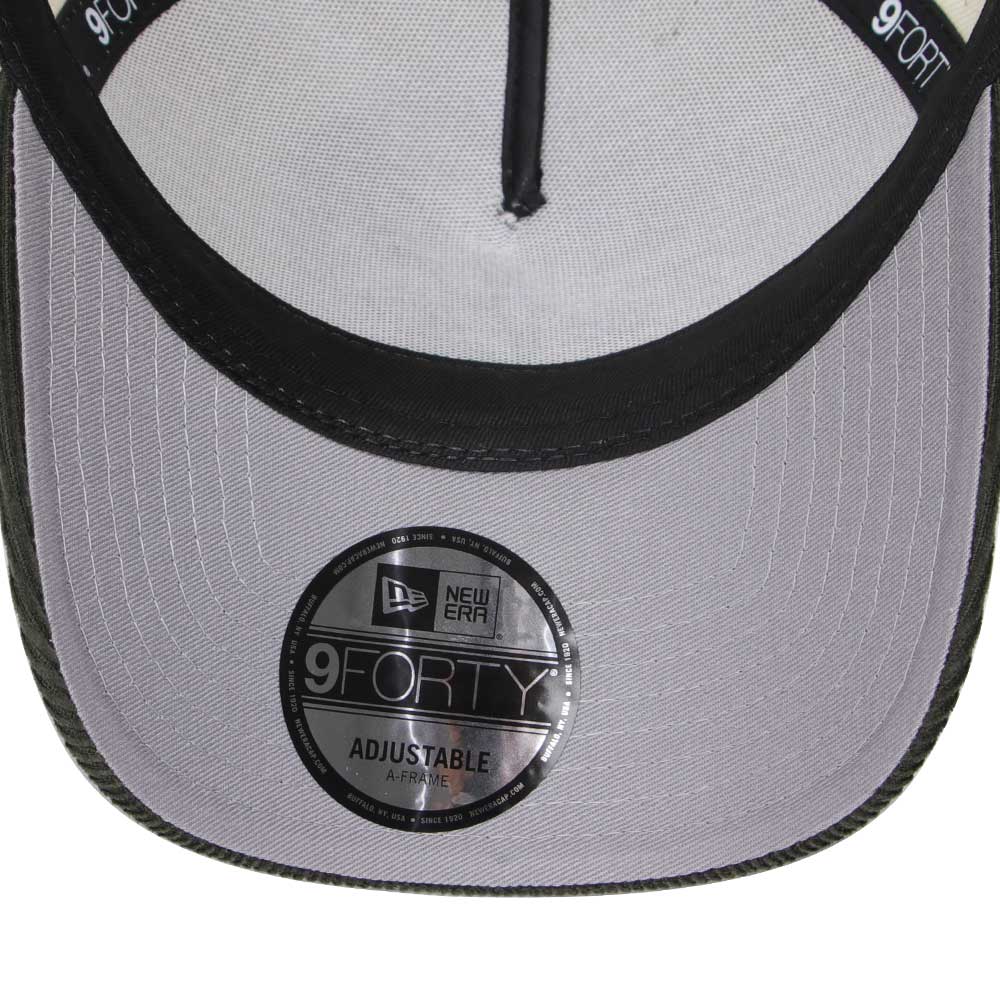 New Era Script Logo Chrome White Dark Green Corduroy 9FORTY A-Frame Adjustable Cap