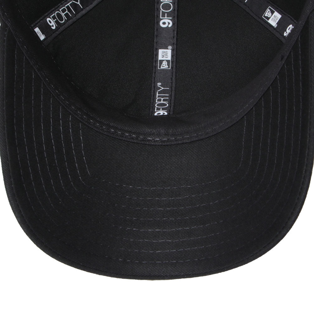 New Era Script Mini Metal Badge Black 9FORTY Adjustable Cap