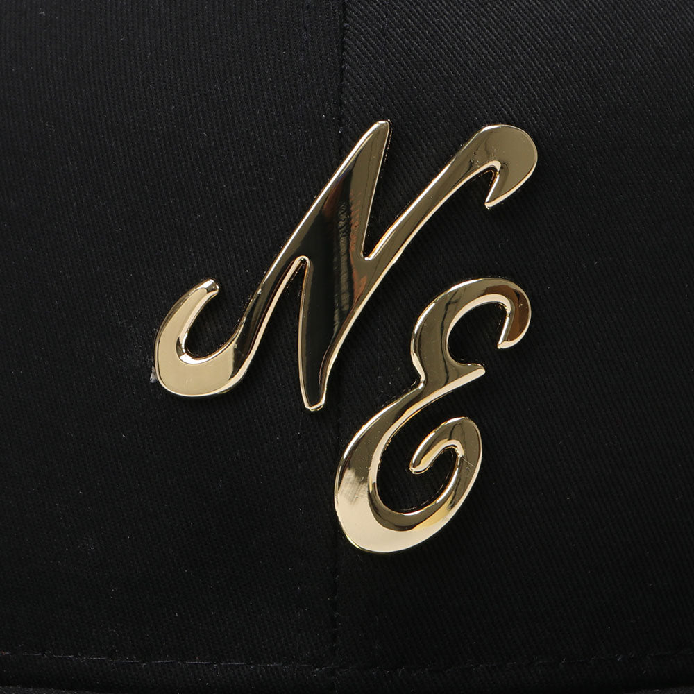 New Era Script Mini Metal Badge Black 59FIFTY Fitted Cap
