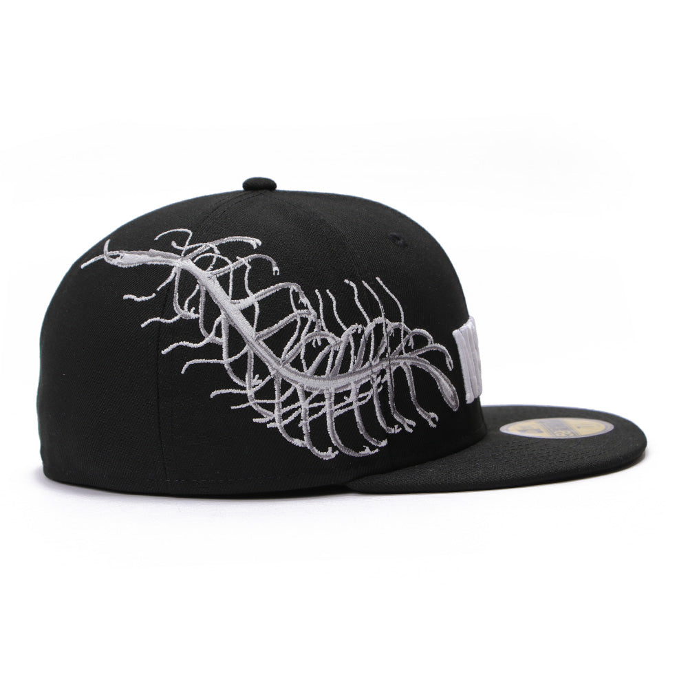 New Era x Attack on Titan Part 2 Wordmark Black 59FIFTY Fitted Cap (PH Exclusive)