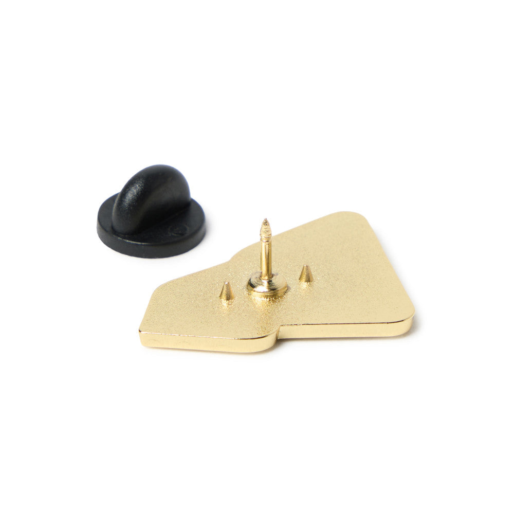 New Era Flag Logo Gold Pin Accessory