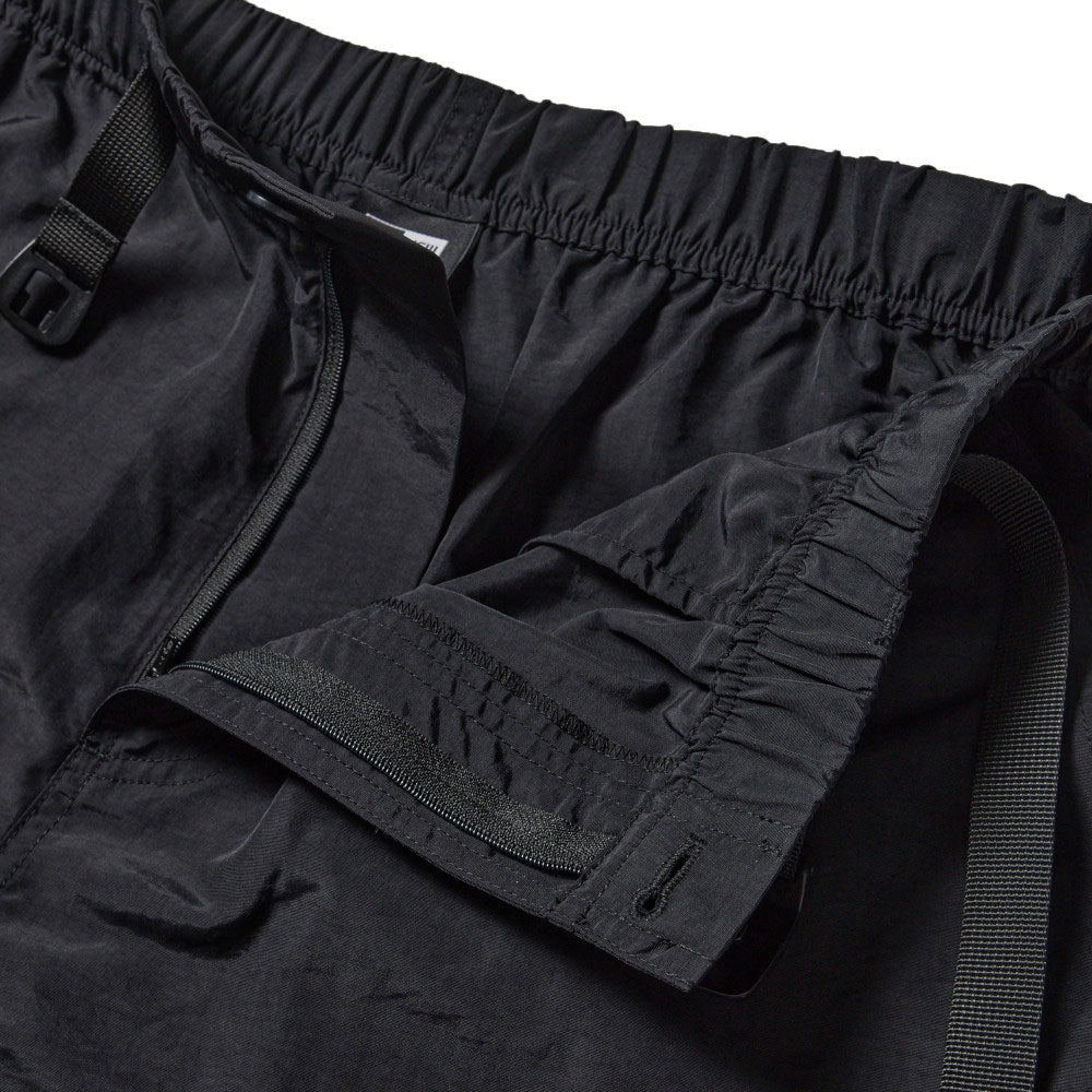 New Era Outdoor Woven Belt Black Shorts