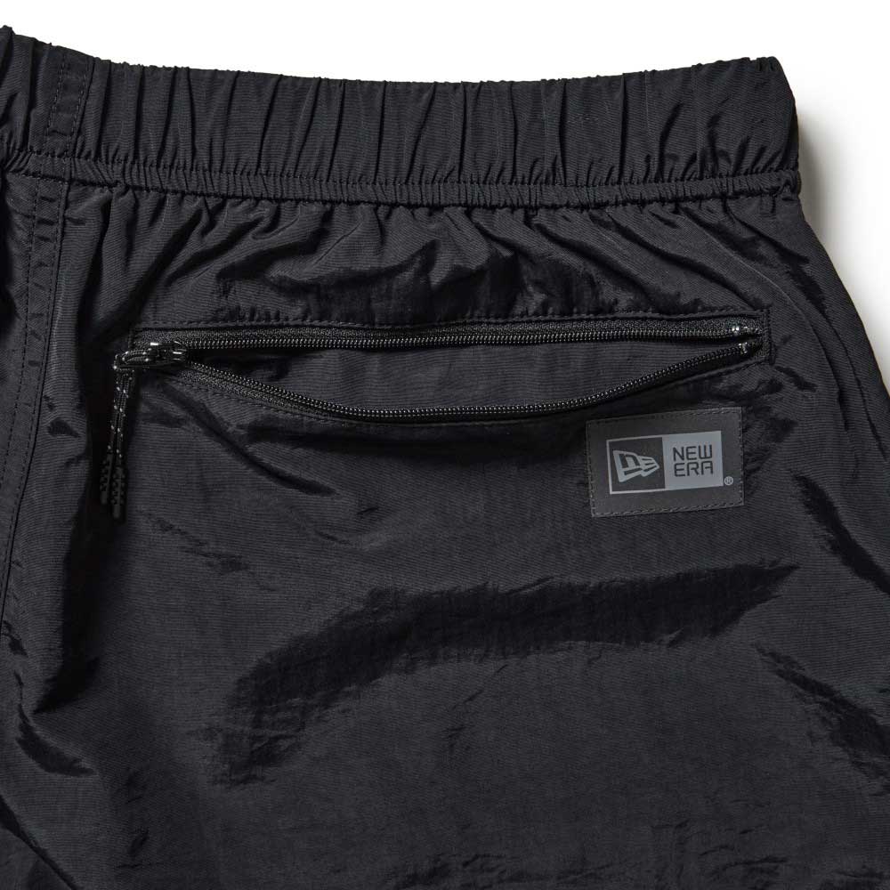 New Era Outdoor Woven Belt Black Shorts