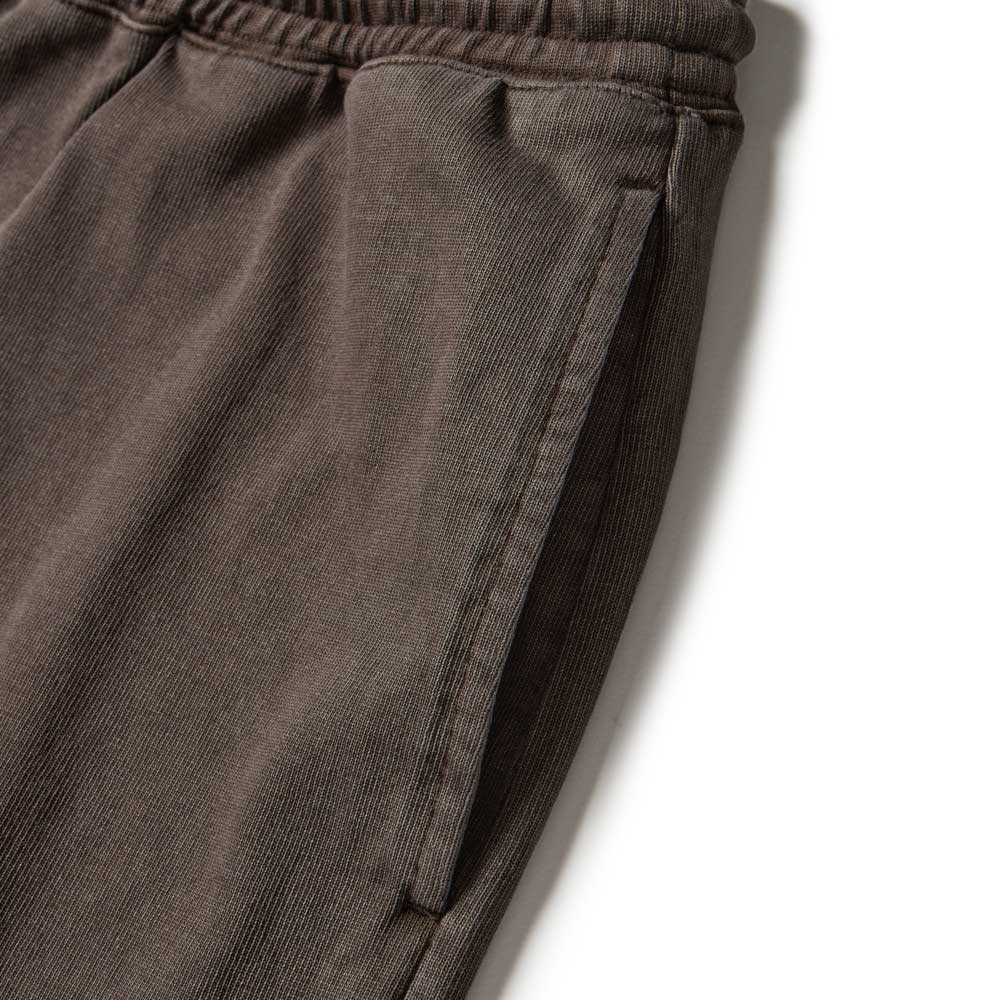 New Era Garment Dye Brown Shorts