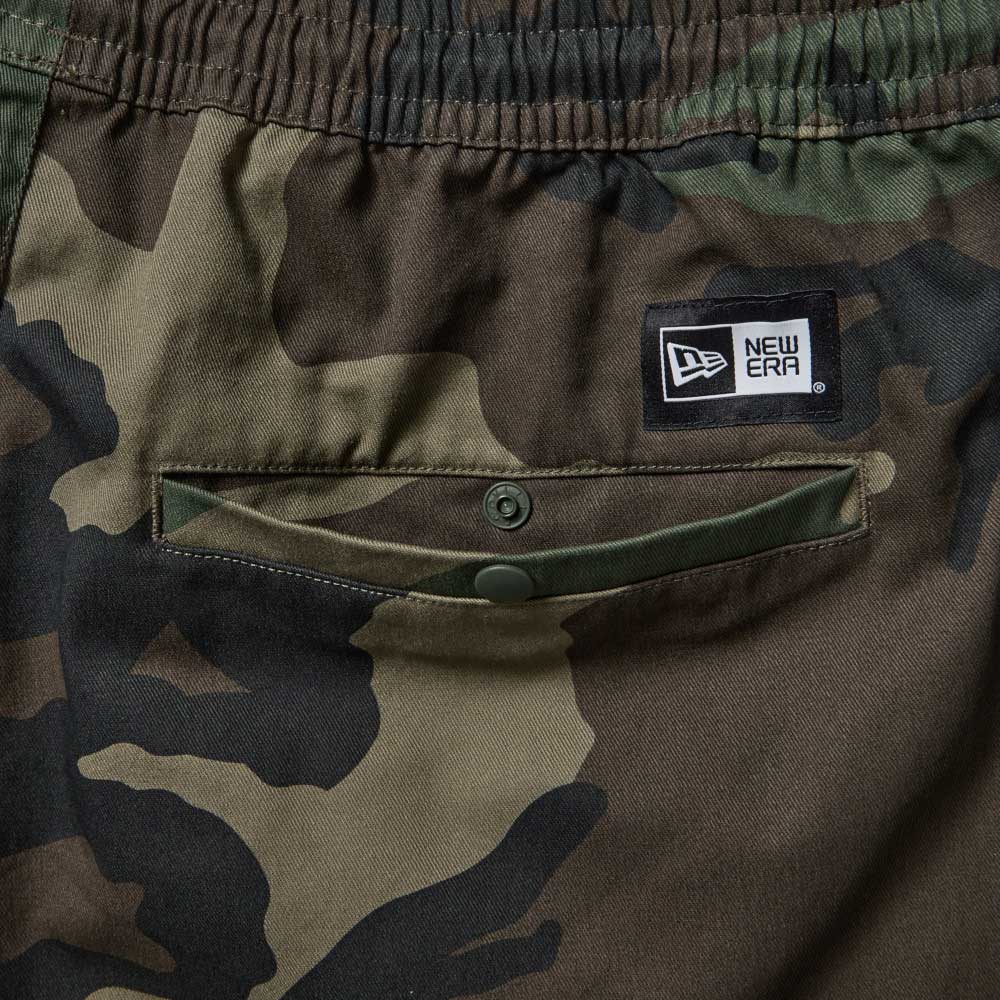 New Era Wood Camo East Short Pants