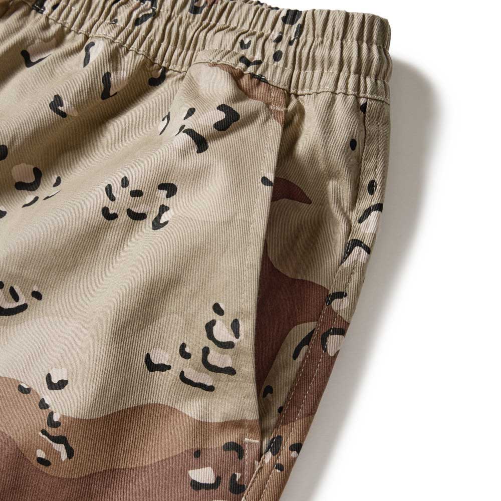 New Era Desert Camo East Short Pants
