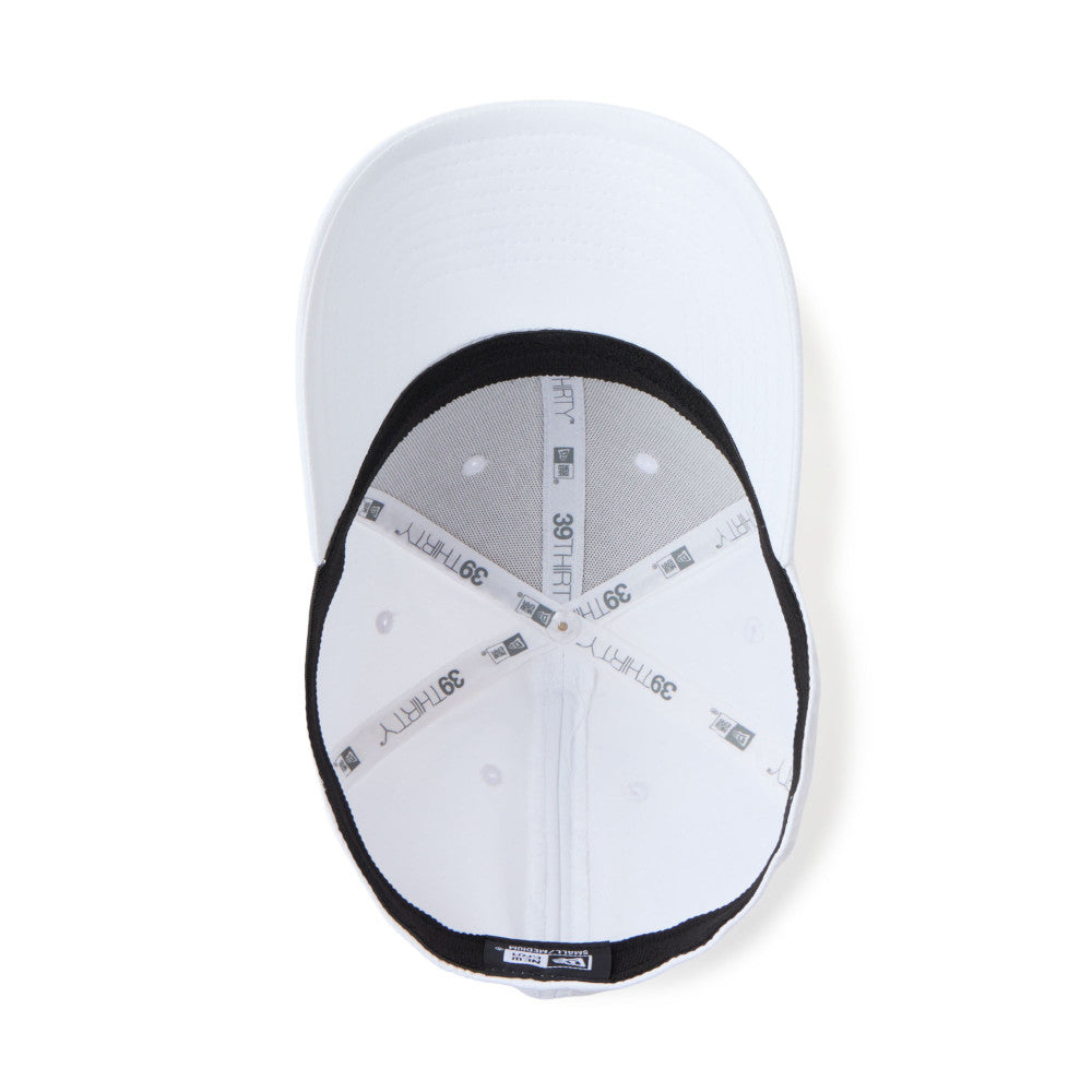 New Era Wordmark Woman Performance White 39THIRTY Open Back Stretch Adjustable Cap