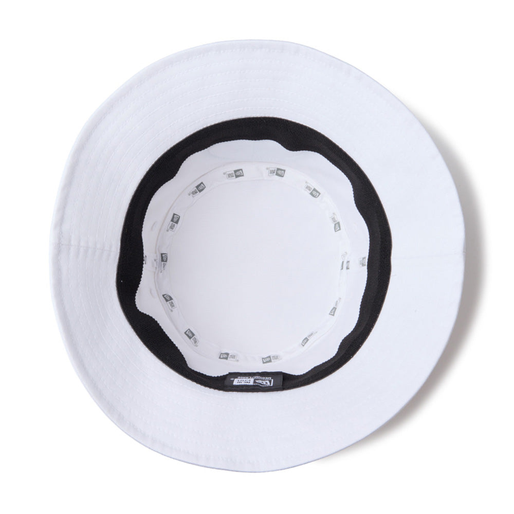 Script Oval Patch White Golf Bucket Hat