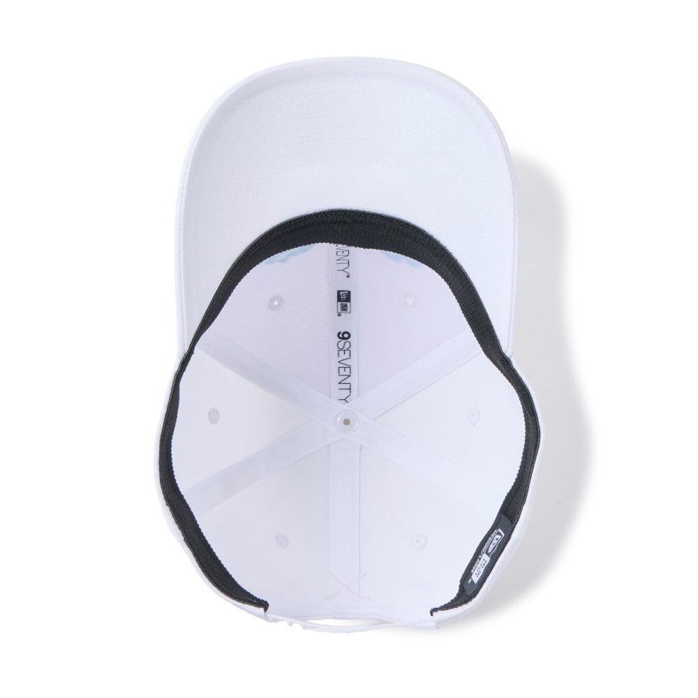 New Era Golf Wave Logo White 9SEVENTY Stretch Snapback Cap
