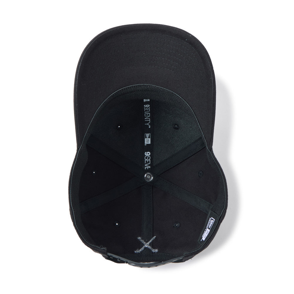 New Era Golf Wave Logo Black 9SEVENTY Stretch Snapback Cap