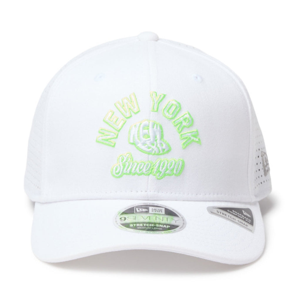 New Era Golf Laser Perforated White 9SEVENTY Stretch Snapback Cap