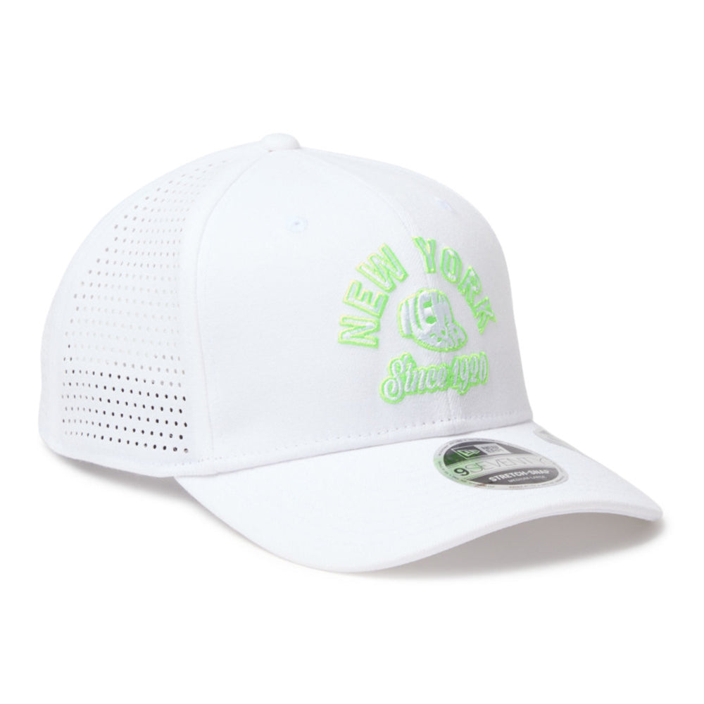 New Era Golf Laser Perforated White 9SEVENTY Stretch Snapback Cap