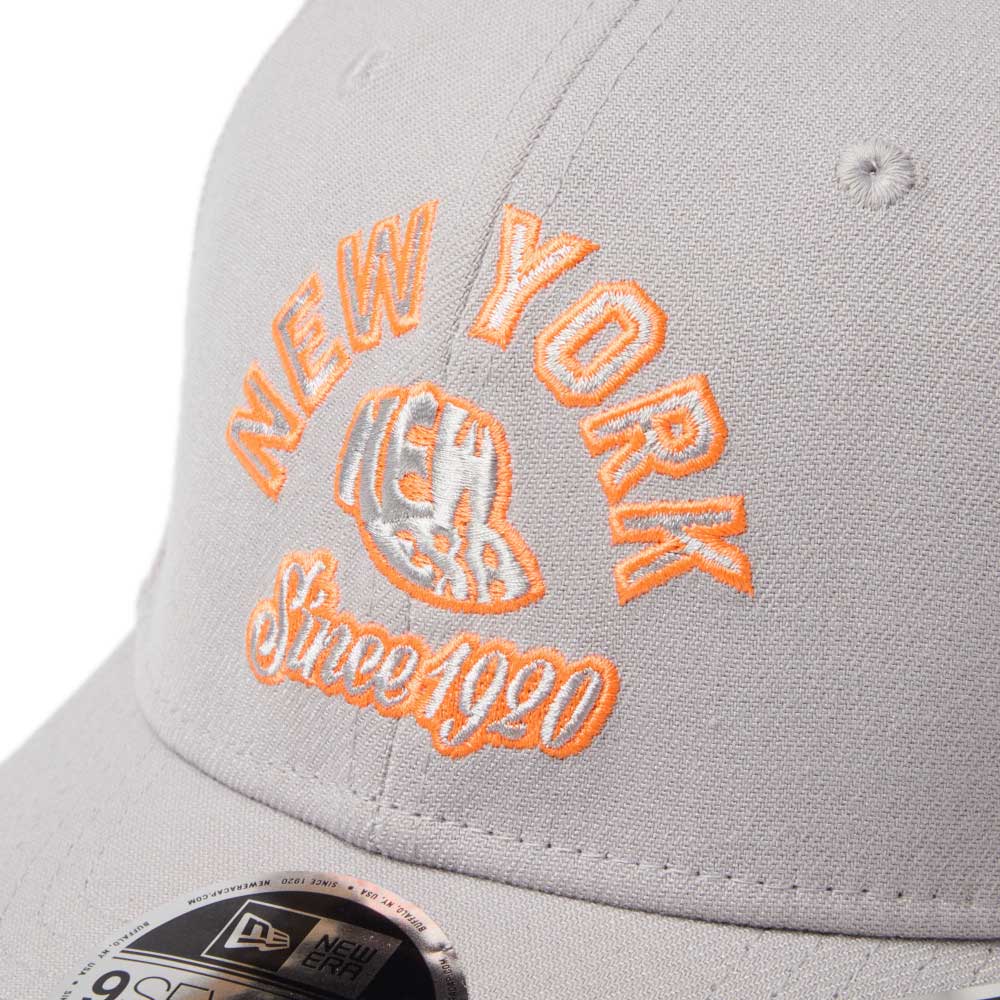 New Era Golf Laser Perforated Grey 9SEVENTY Stretch Snapback Cap