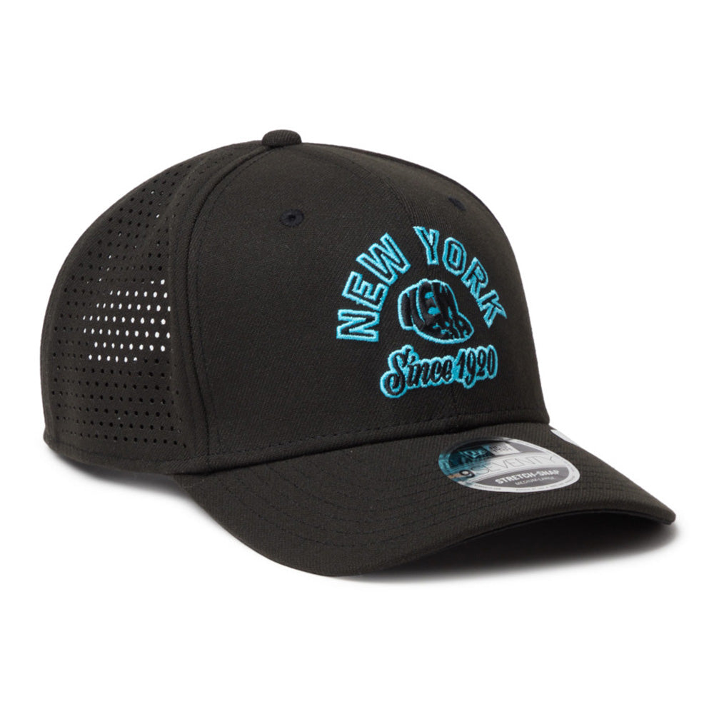 New Era Golf Laser Perforated Black 9SEVENTY Stretch Snapback Cap