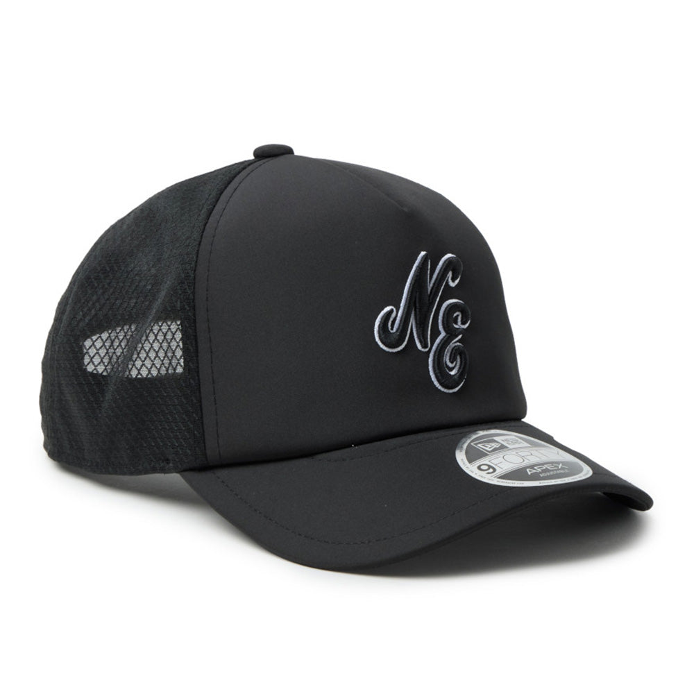 New Era Script Golf Black 9FORTY Apex Adjustable Cap