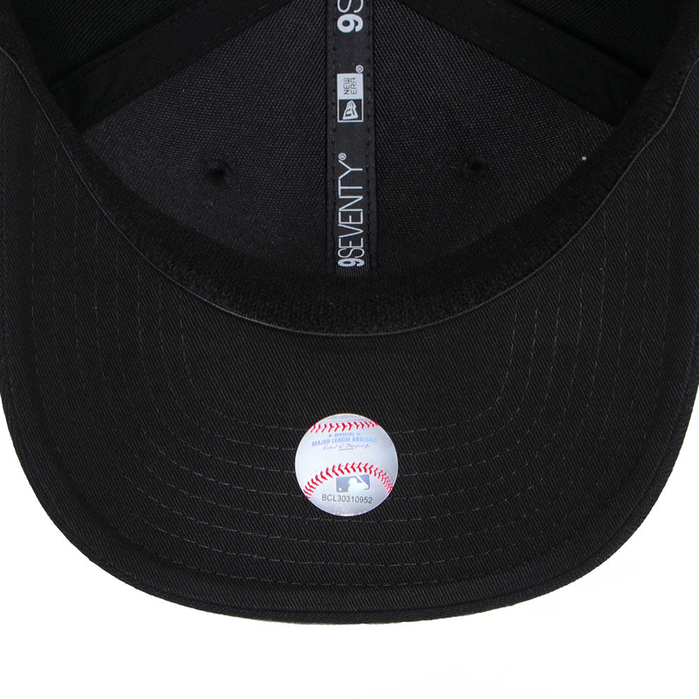New Era New York Yankees Black 9SEVENTY Stretch Snapback Cap