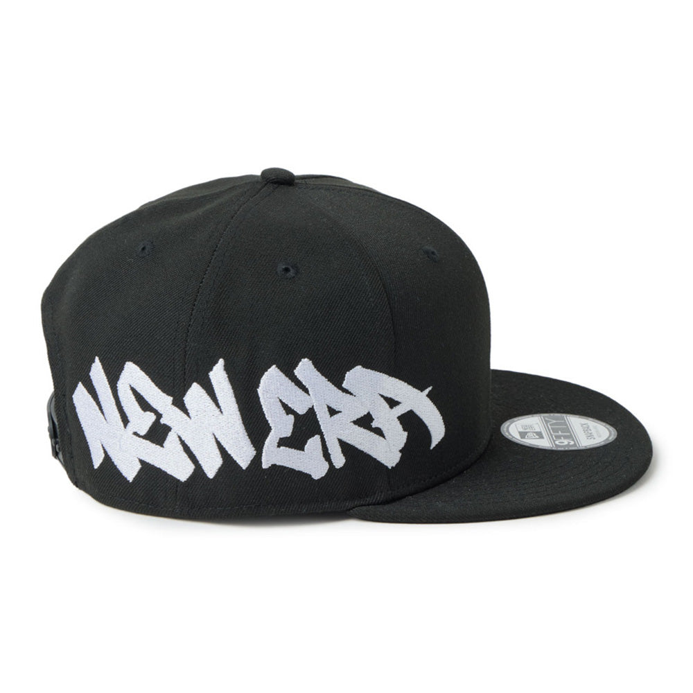 New Era Wordmark Tagging Essential Black 9FIFTY Snapback Cap