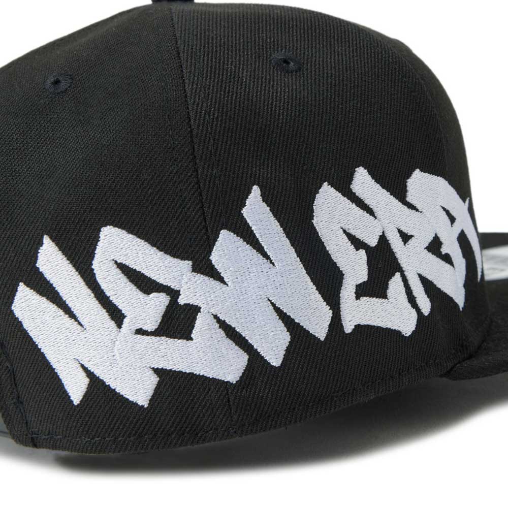 New Era Wordmark Tagging Essential Black 9FIFTY Snapback Cap