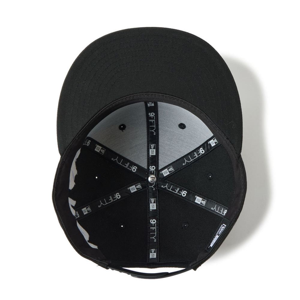 New Era Wordmark Tagging Essential Black 9FIFTY Snapback Cap