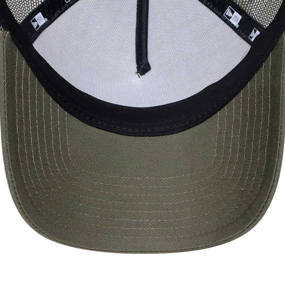 New Era Round Patch Chrome White Olive 9FORTY A-Frame Trucker Cap