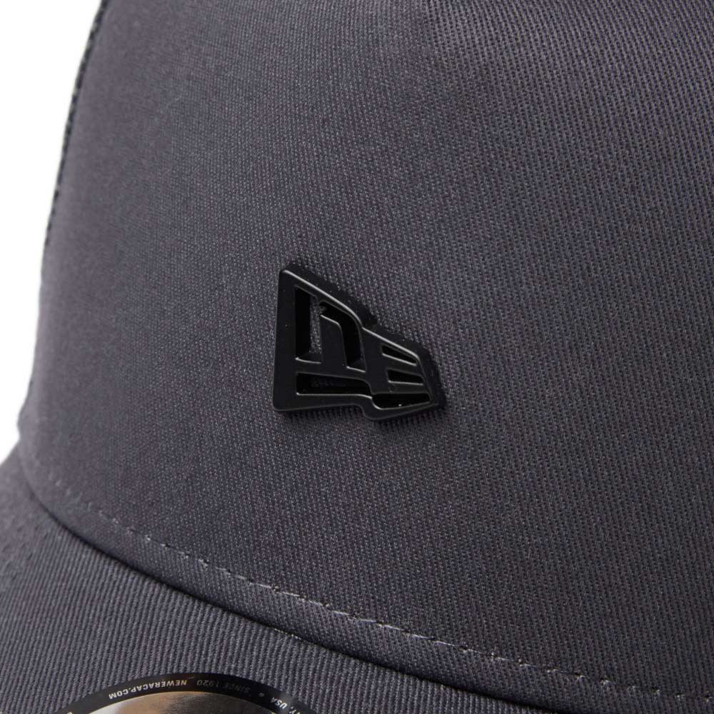 New Era Metal Flag Graphite 9FORTY A-Frame Trucker Adjustable Cap