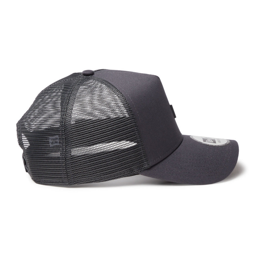 New Era Metal Flag Graphite 9FORTY A-Frame Trucker Adjustable Cap