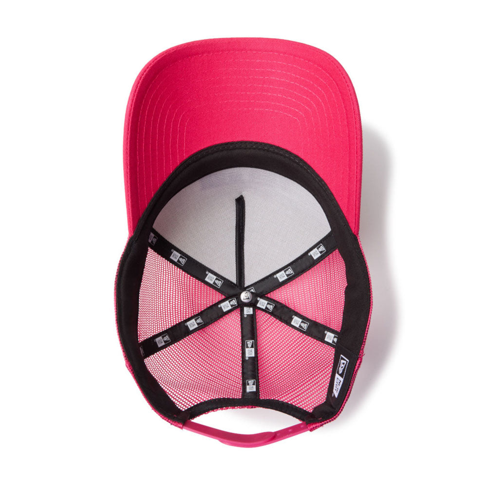 New Era Wordmark NE Collog Cream Red 9FORTY A-Frame Trucker Cap