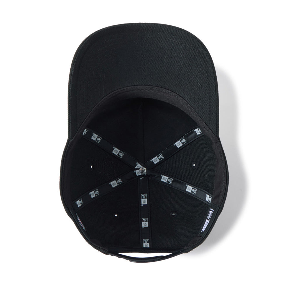 New Era New York Yankees Pearl Badge White Black 9FORTY A-Frame Adjustable Cap