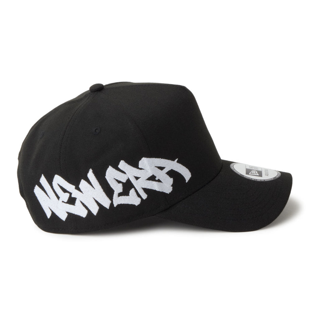 New Era Wordmark Tagging Essential Black 9FORTY A-Frame Adjustable Cap