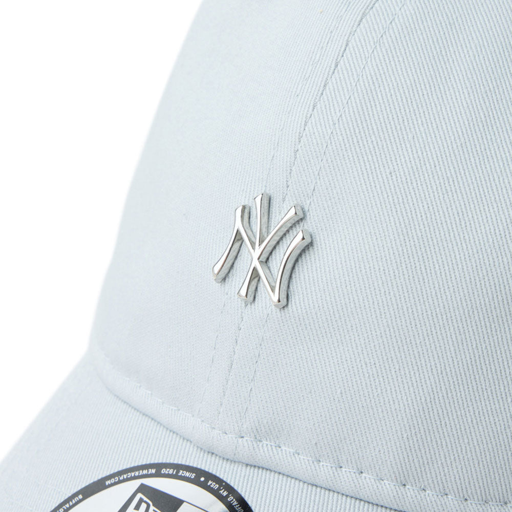 New Era New York Yankees Mini Metal Logo Grey 9TWENTY Adjustable Cap