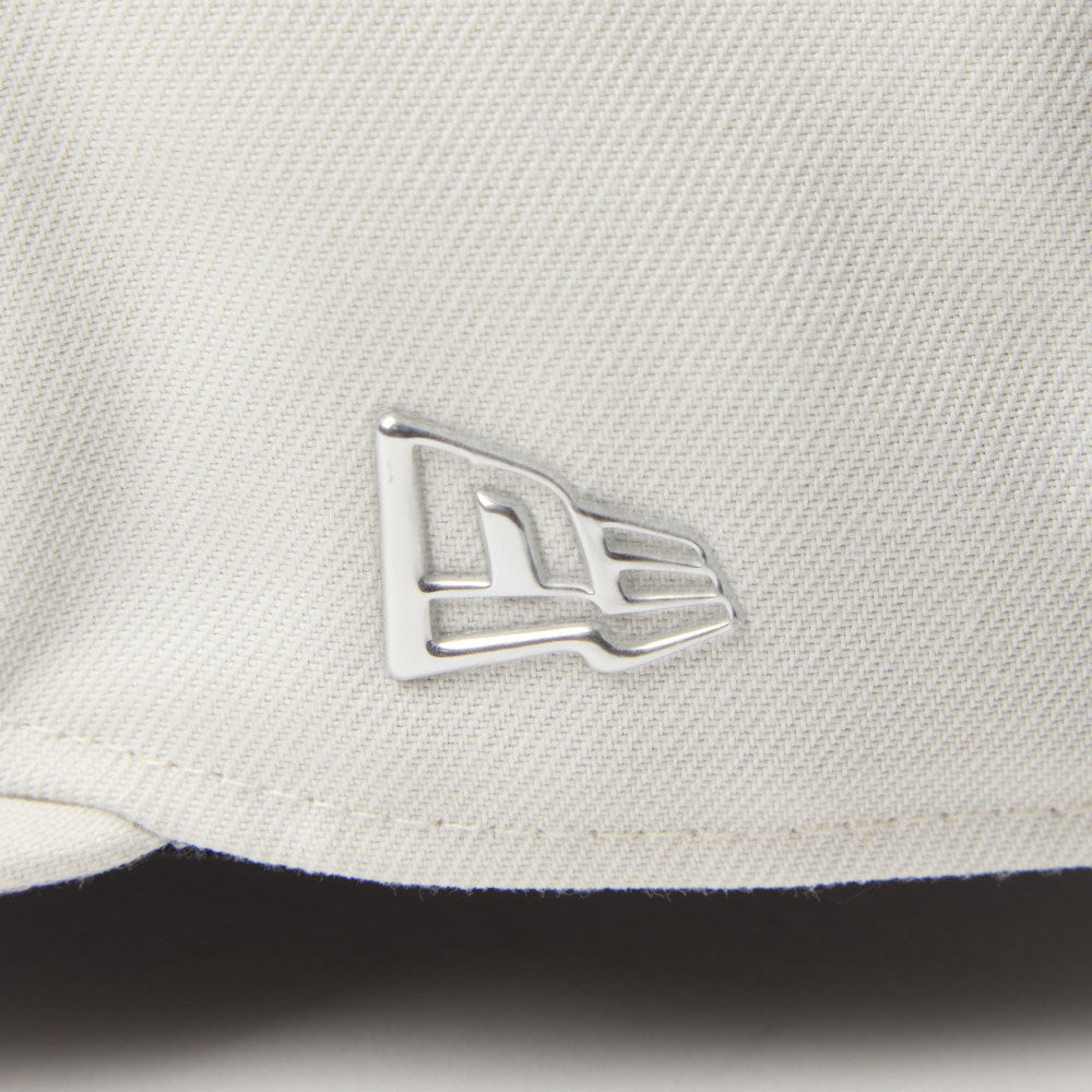 Hajime Sorayama x New Era White 59FIFTY Fitted Cap