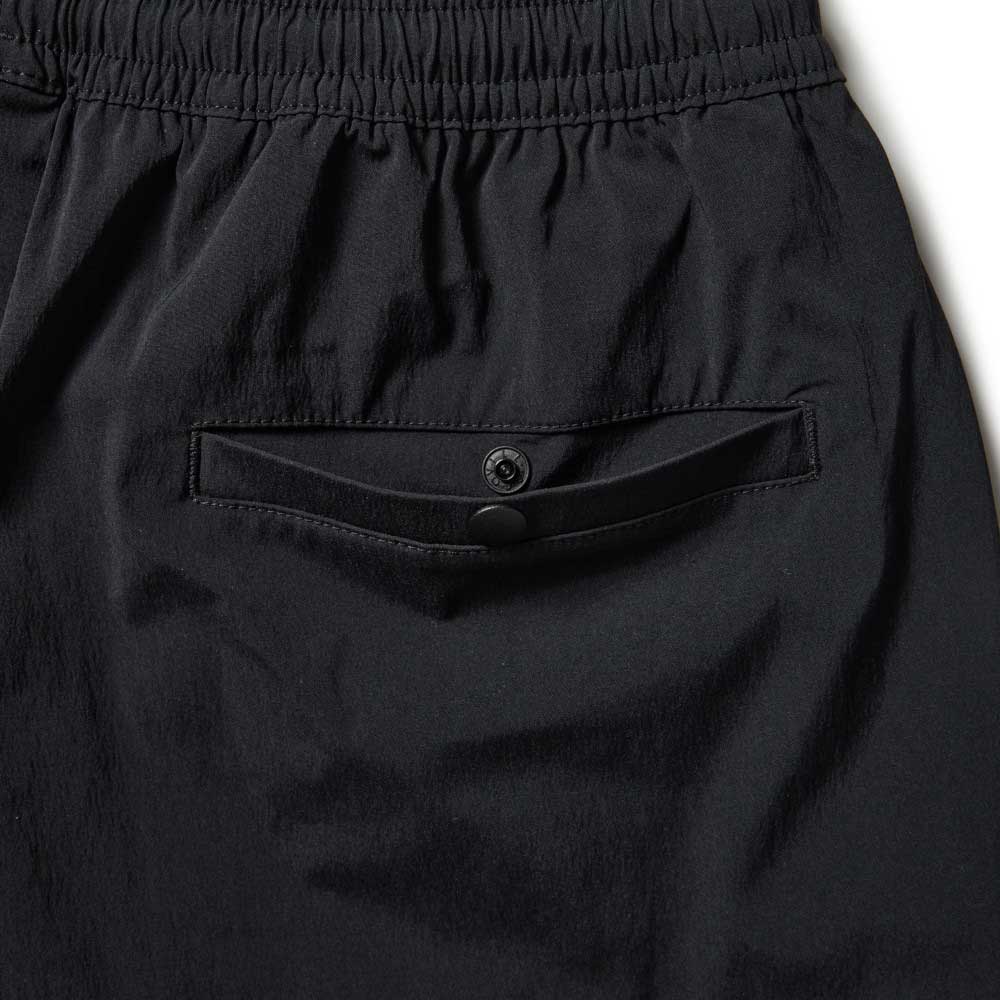 New Era NY Black Active Shorts