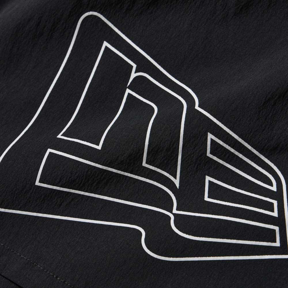 New Era Big Flag Black Active Shorts