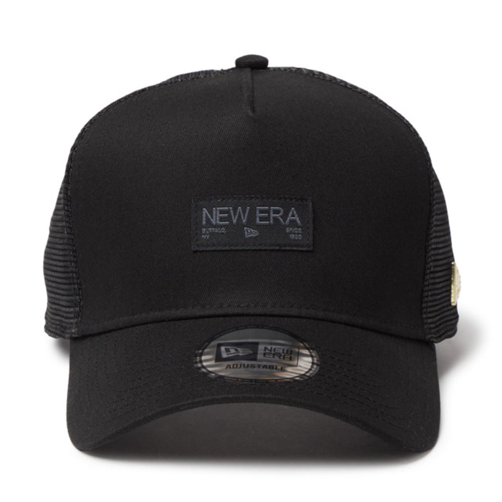 New Era Black Wordmark Metal Flag Black 9FORTY A-Frame Trucker Snapback Cap