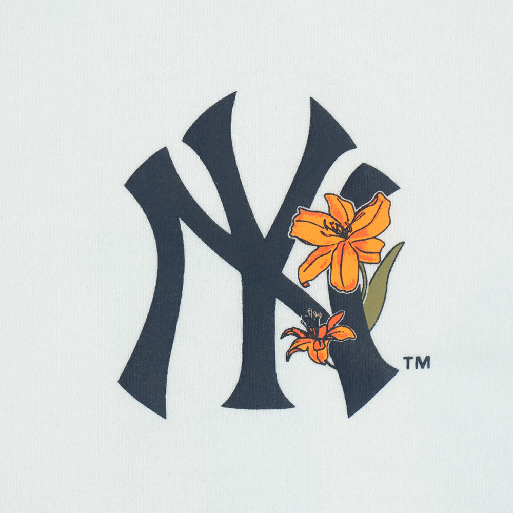New Era New York Yankees Floral FW26 White COOLERA Short Sleeve T-Shirt