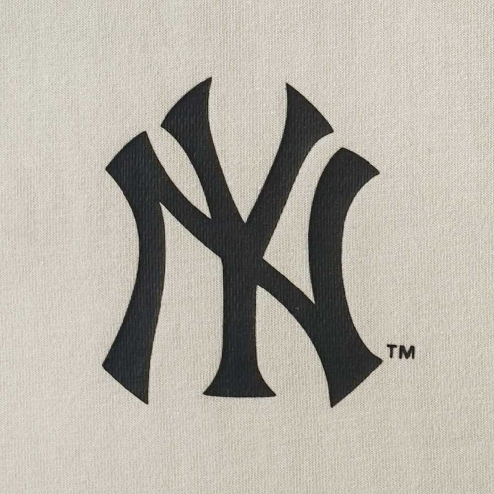 New Era New York Yankees Cap Graphic Vintage Stone COOLERA Short Sleeve T-Shirt