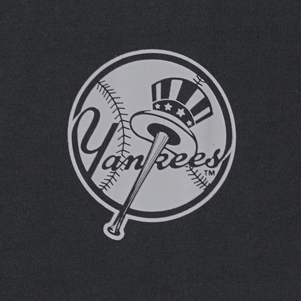 New Era New York Yankees Sugary Twist Steel Clouds Oversized COOLERA Short Sleeve T-Shirt