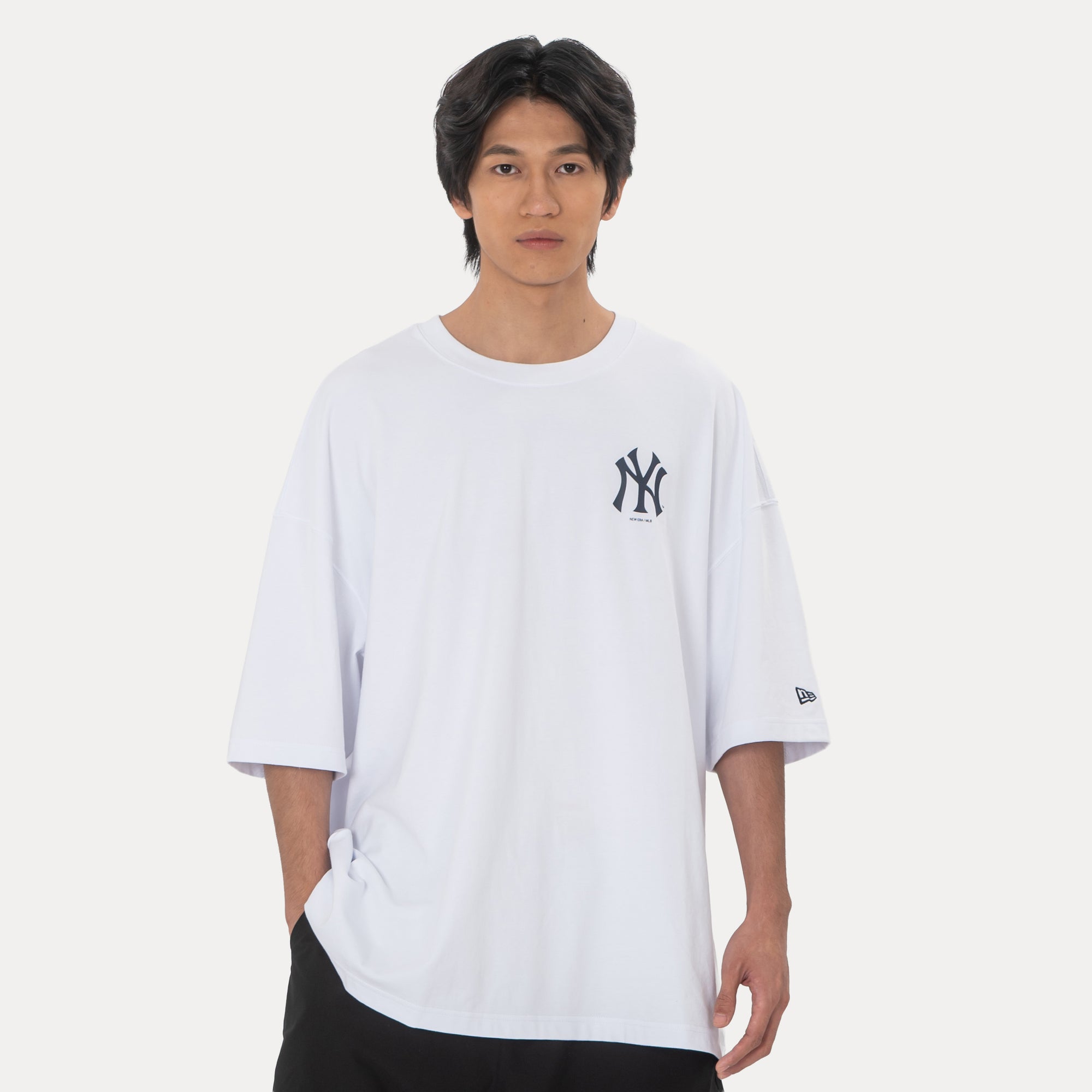 New York Yankees Playing Cards White COOLERA Oversized Short Sleeve T-Shirt