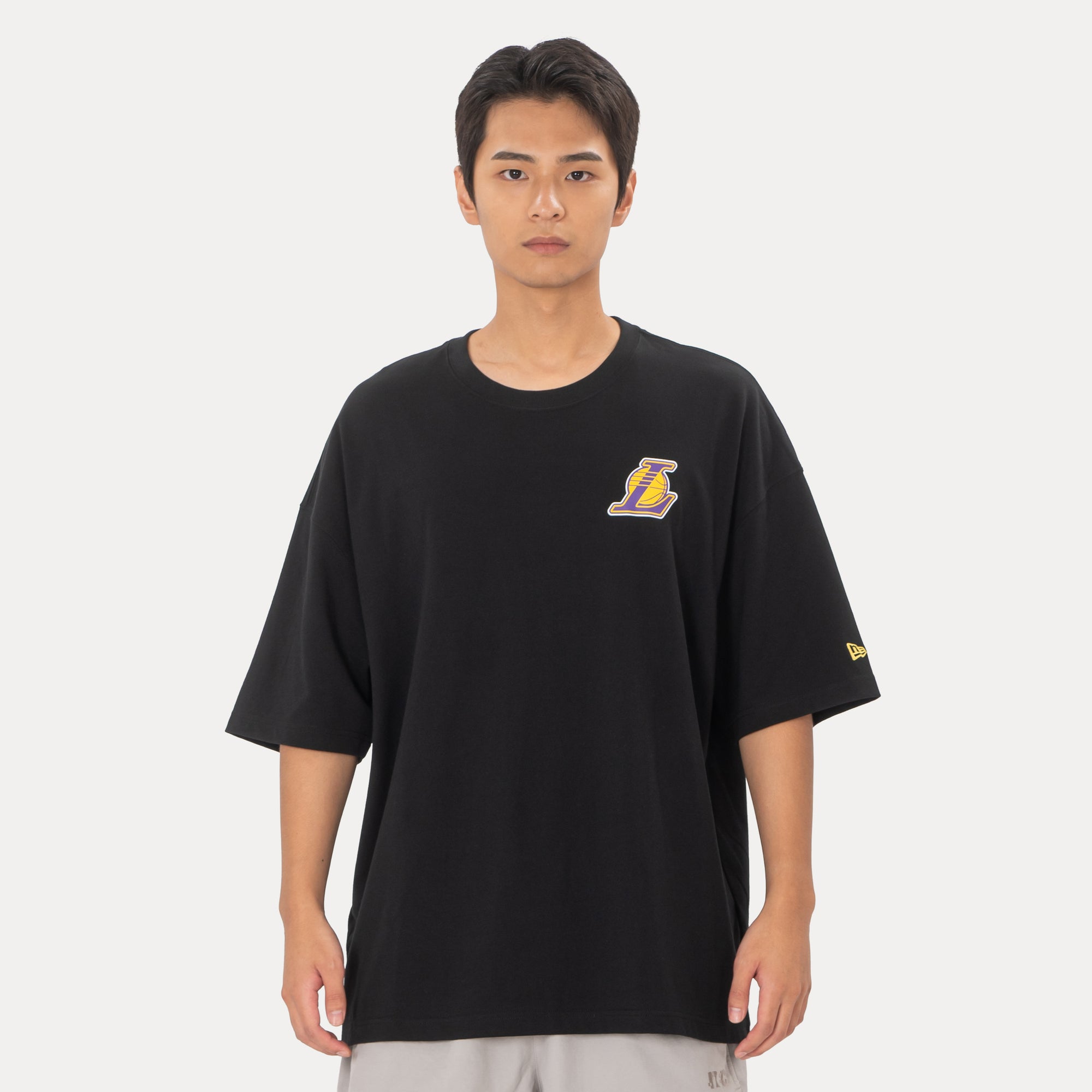 New Era Los Angeles Lakers Playing Cards Black Oversized COOLERA Short Sleeve T-Shirt