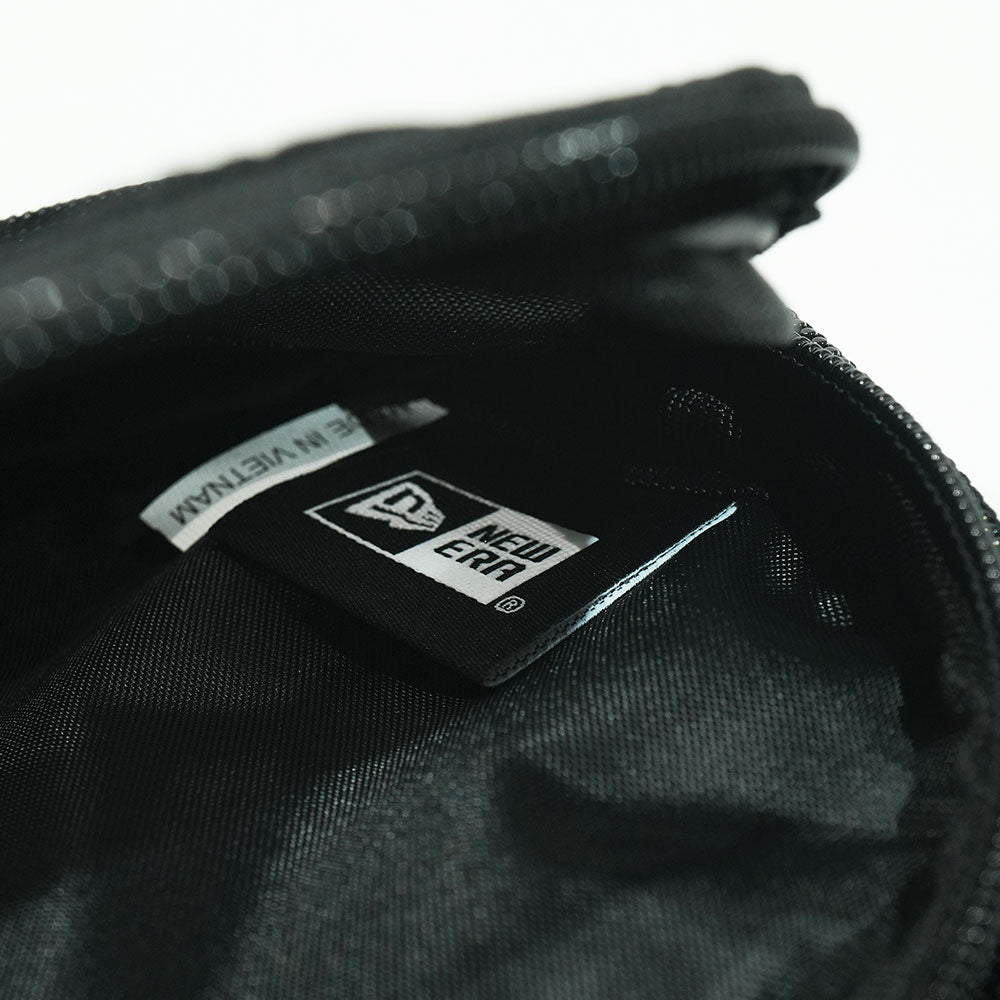 New Era Travel Era Water Repellent Black Kit Wash Pouch Accessory