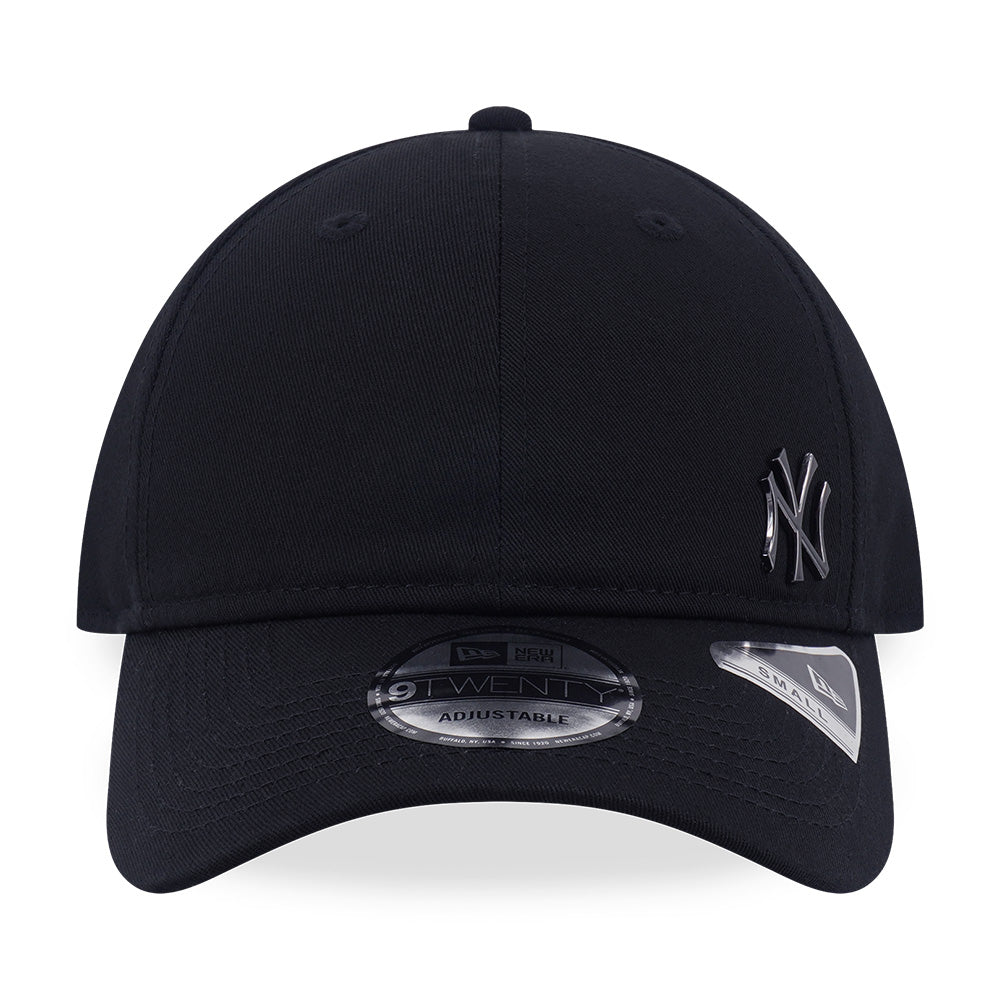 New Era New York Yankees Metal Badge FW26 Black 9TWENTY Small Adjustable Cap