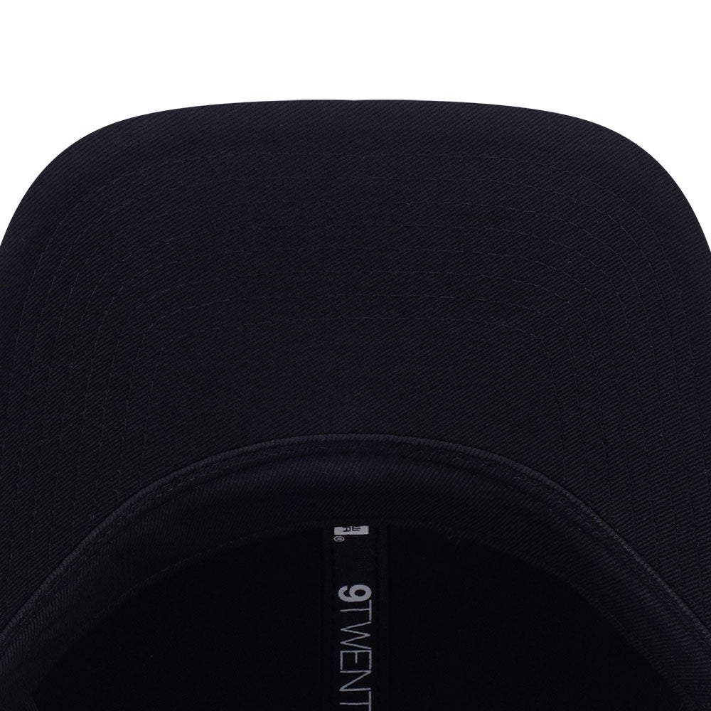 New Era Los Angeles Dodgers Metal Badge FW26 Black 9TWENTY Small Adjustable Cap